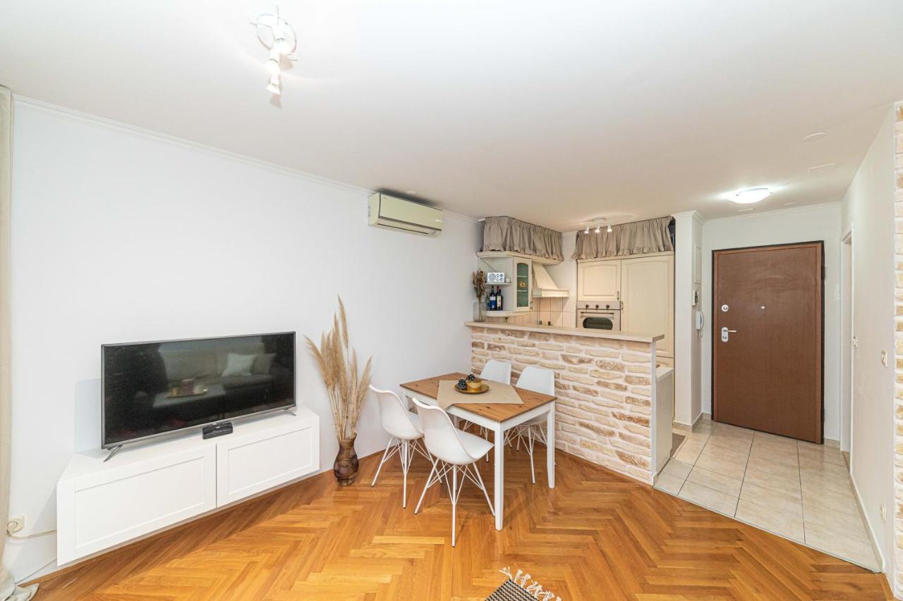 Malea Apartament
